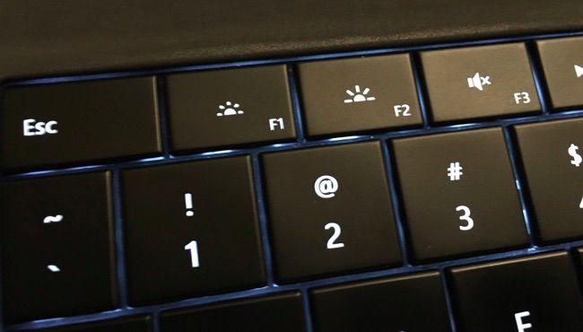 comment-regler-la-luminosite-manuellement-sur-un-ordinateur-portable-ou-tablet