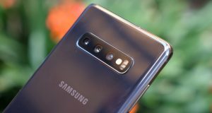 Comment activer la police SamsungOne sur le Galaxy S10