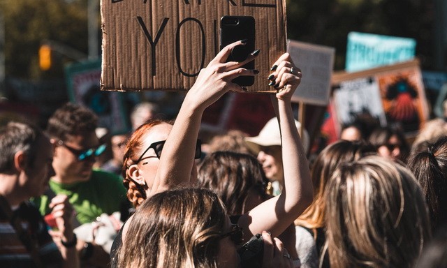 Comment sécuriser son smartphone avant d'aller en manifestation