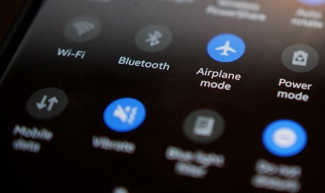 Turn off Wi-Fi mobile data