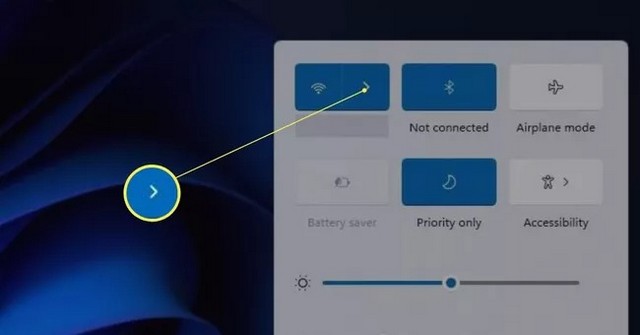 Cliquez sur la flèche à côté du symbole Wi-Fi