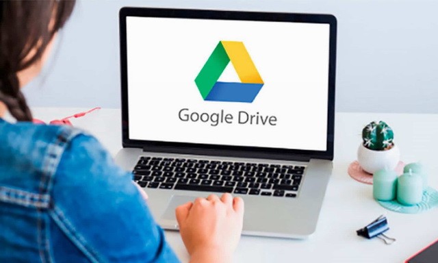 Télécharger un fichier ou un dossier depuis Google Drive