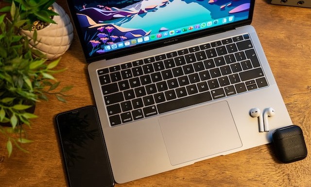 Comment connecter un MacBook Air à une TV