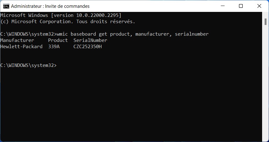 utiliser l'invite de commandes pour connaître le modèle de sa carte mère